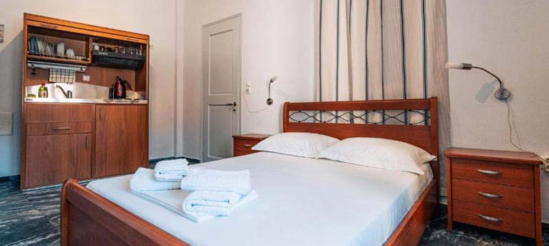 Studio with double bed in Sifnos